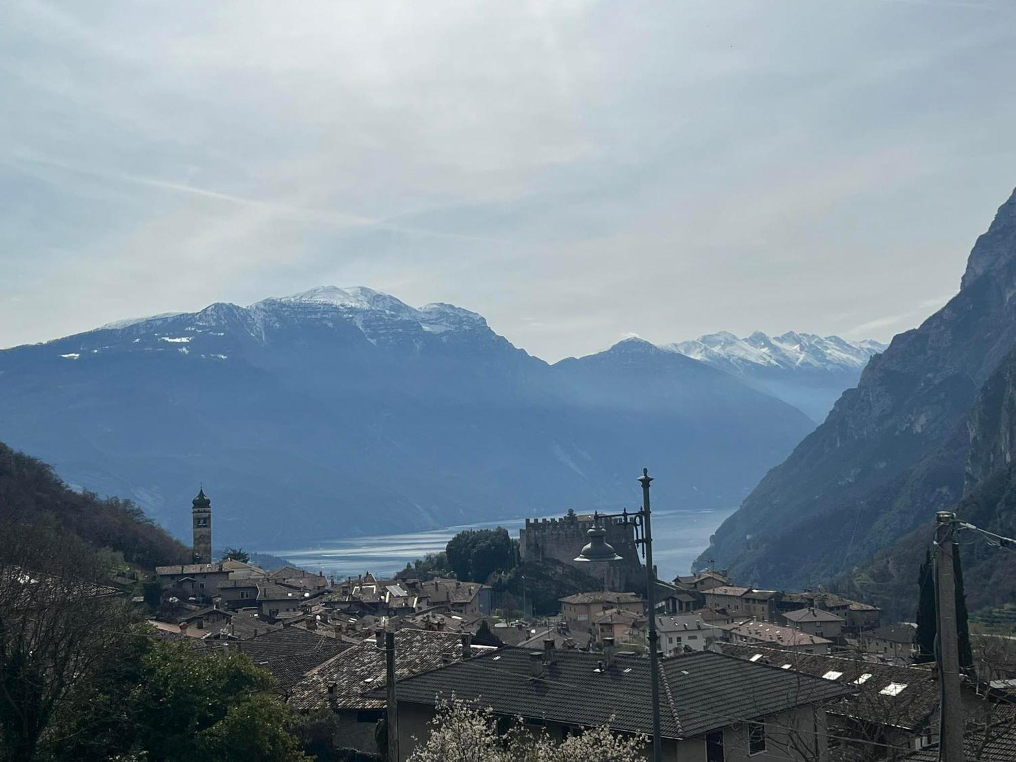 Infinity View Garda Lake Tenno Esterno foto
