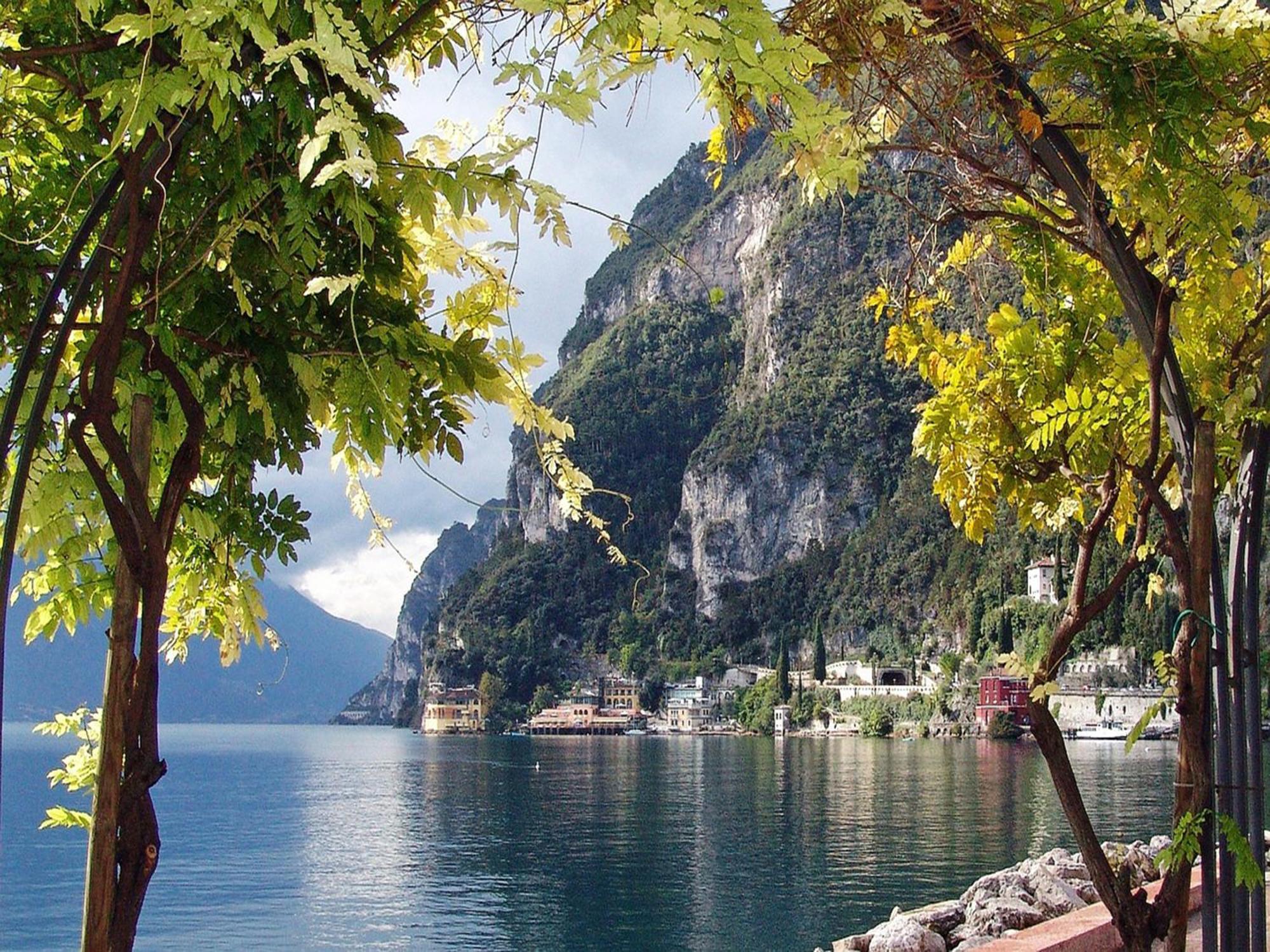 Infinity View Garda Lake Tenno Esterno foto