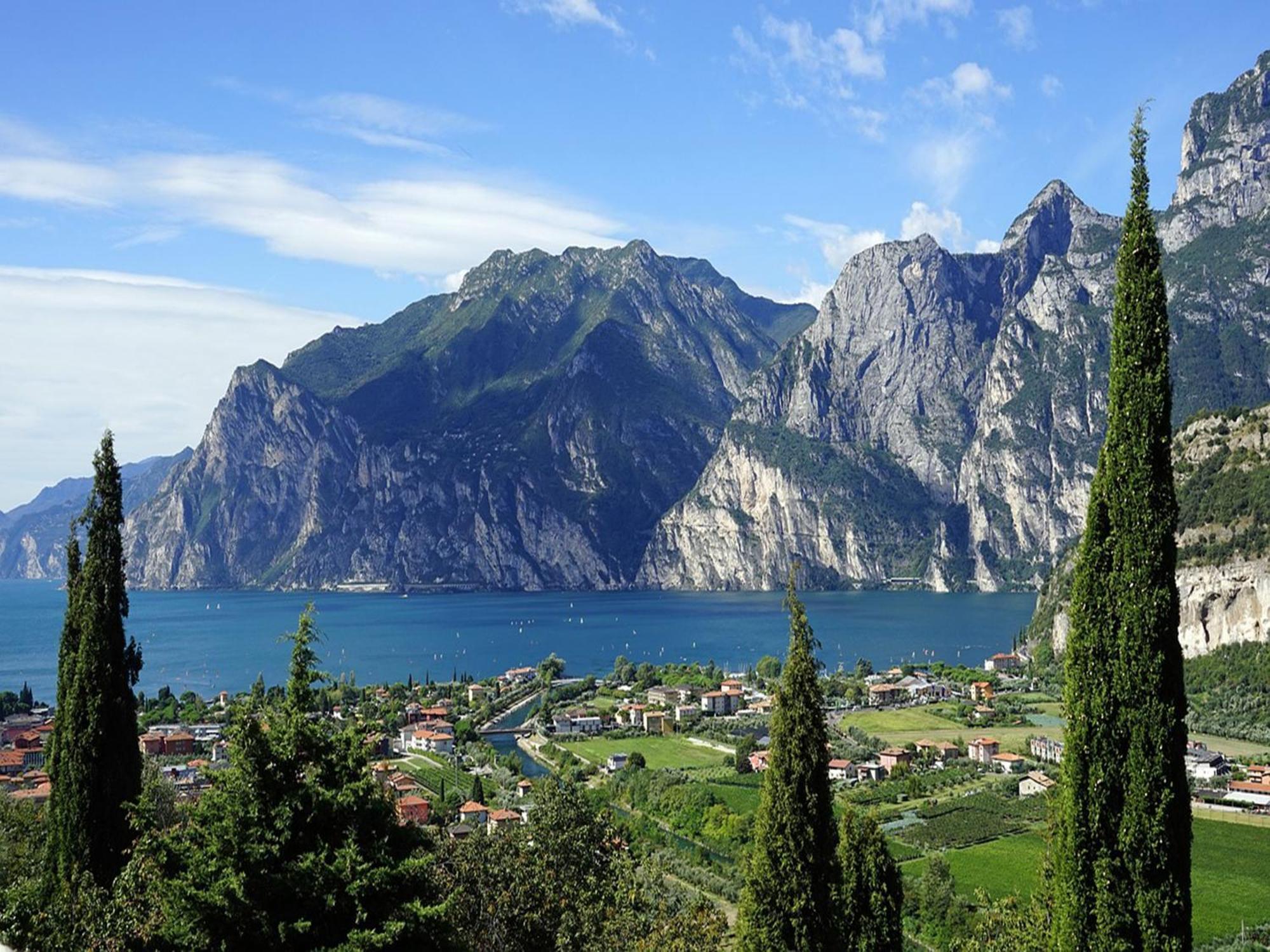 Infinity View Garda Lake Tenno Esterno foto