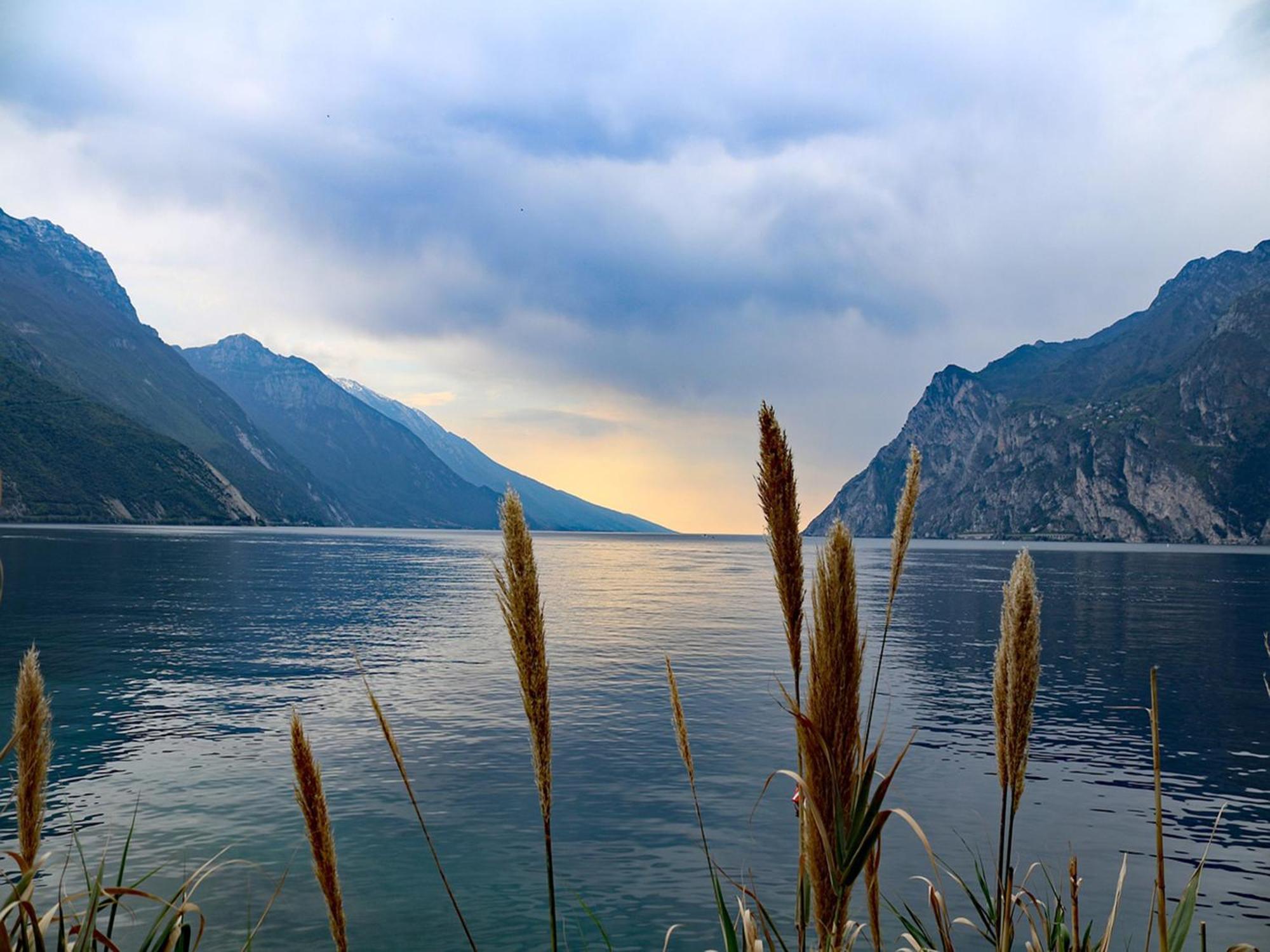 Infinity View Garda Lake Tenno Esterno foto