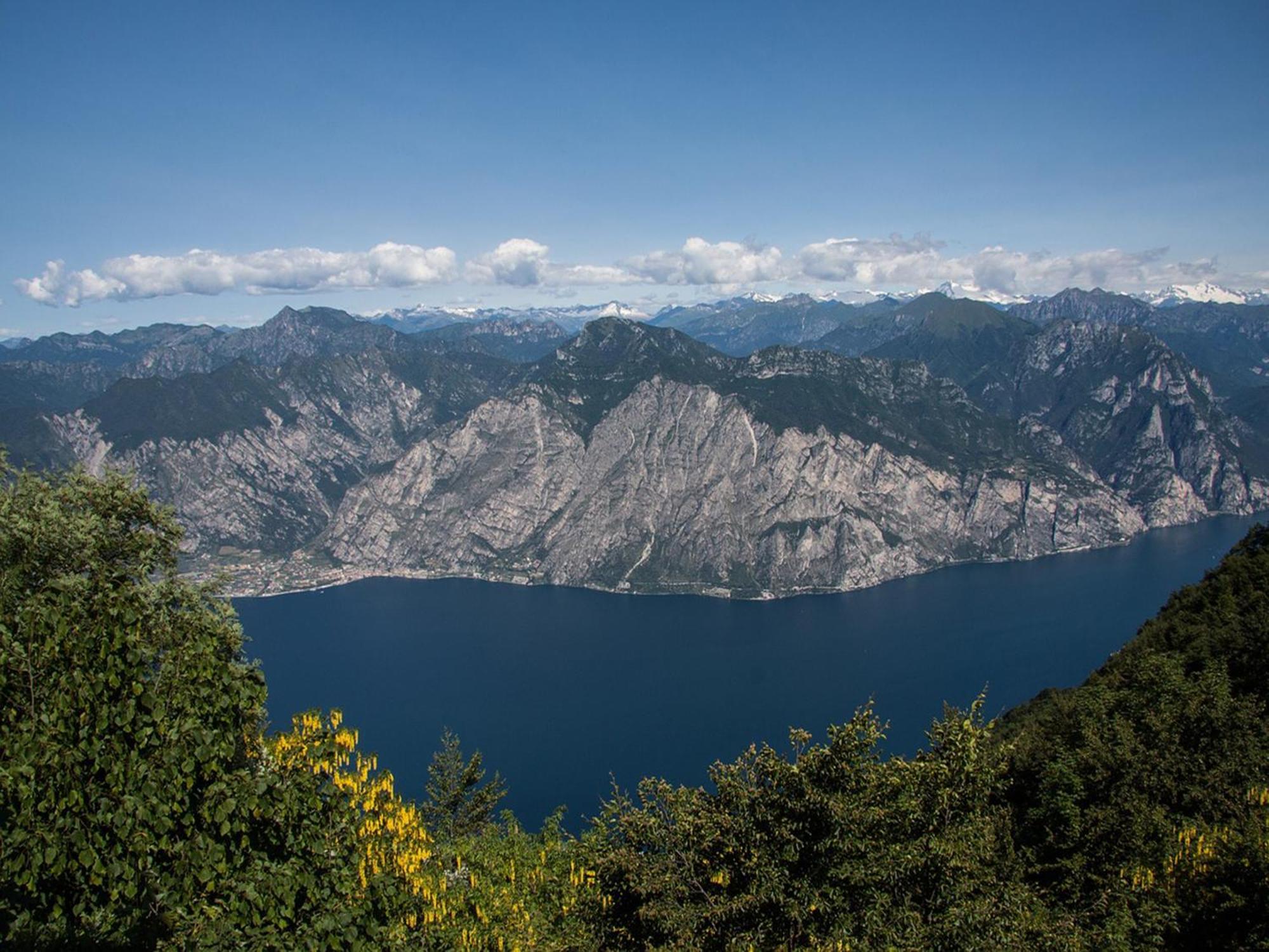 Infinity View Garda Lake Tenno Esterno foto