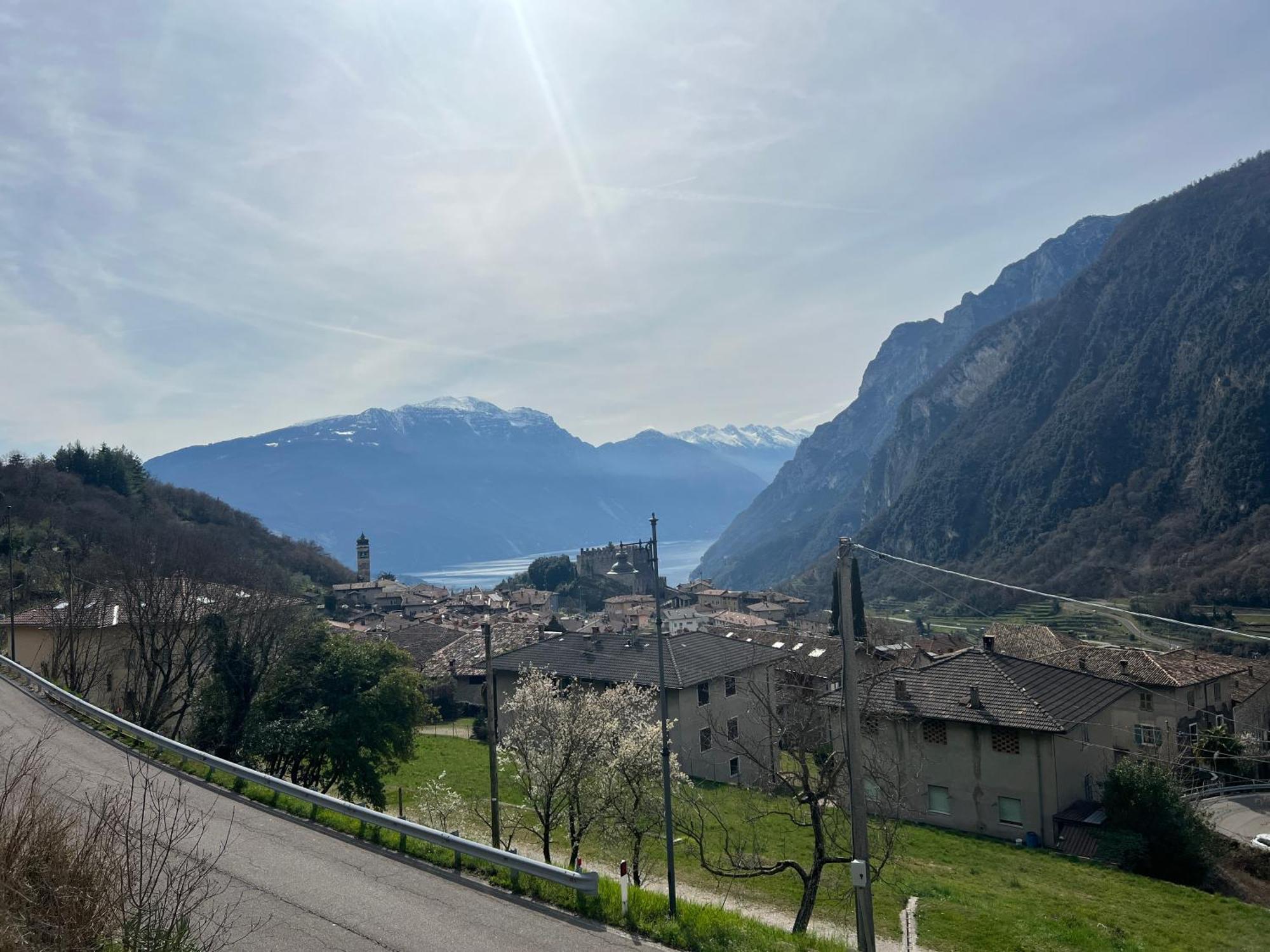 Infinity View Garda Lake Tenno Esterno foto